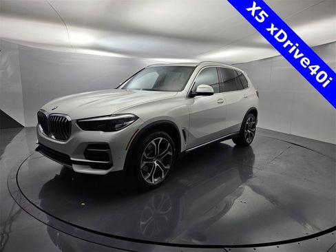 Used 2023 BMW X5 xDrive40i w/ Premium Package image 8