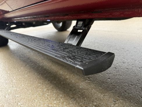 Used 2022 Chevrolet Silverado 1500 RST w/ Safety Package AWD/4WD image 16