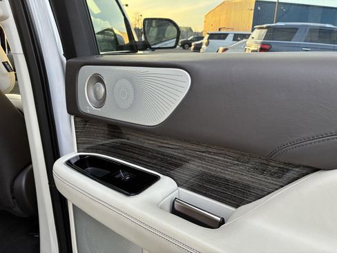 Used 2018 Lincoln Navigator Black Label w/ Cargo Package image 35