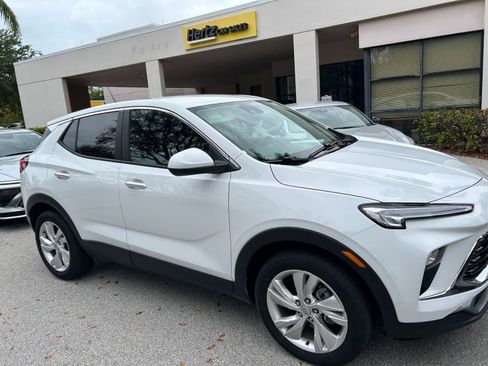 Used 2025 Buick Encore GX Preferred image 7