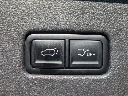 Used 2024 Kia Carnival SX Prestige image 14