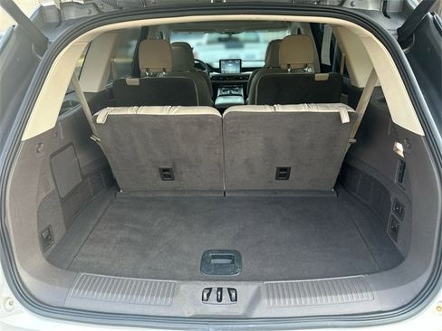 Used 2022 Lincoln Aviator Reserve w/ Equipment Group 201A image 27