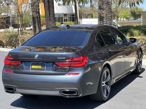 Used 2018 BMW 750i RWD image 17