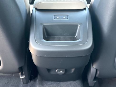 New 2026 Volvo XC60 B5 Plus w/ Climate Package image 15
