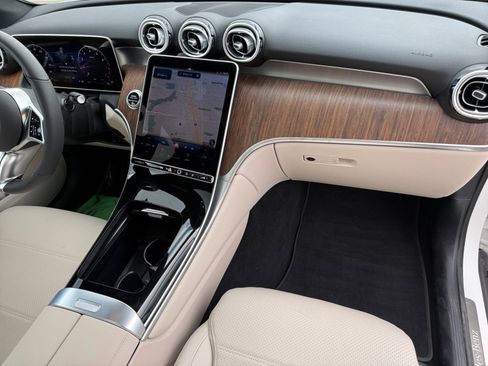 Used 2026 Mercedes-Benz GLC 300 4MATIC image 26