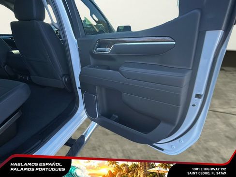 New 2026 GMC Sierra 1500 SLE w/ Preferred Package RWD image 26