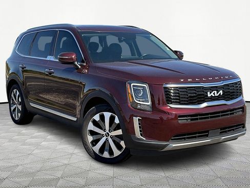 Used 2022 Kia Telluride S image 1