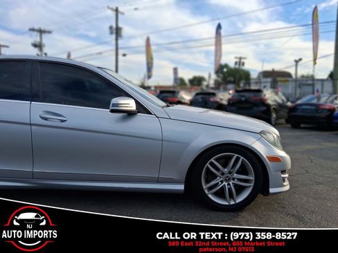 Used 2013 Mercedes-Benz C 300 Sport image 5