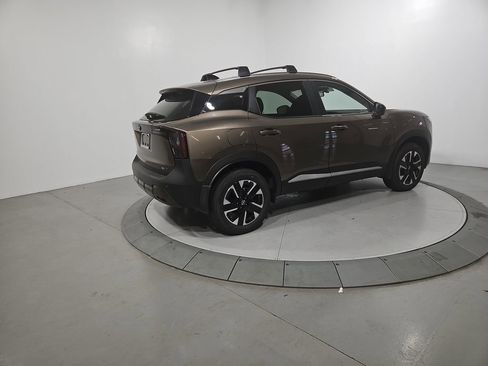 New 2026 Nissan Kicks SV w/ SV Premium Package AWD/4WD image 5