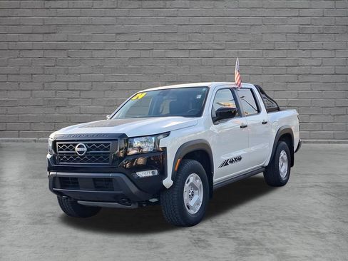 Used 2024 Nissan Frontier SV w/ Hardbody Edition AWD/4WD image 3
