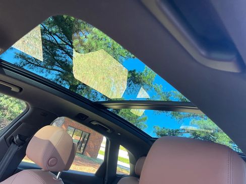 Used 2022 Audi Q5 2.0T Premium Plus w/ Premium Plus Package image 19