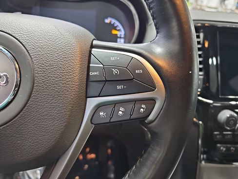 Used 2021 Jeep Grand Cherokee High Altitude image 18