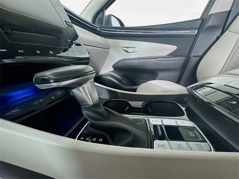 Used 2023 Hyundai Tucson SEL w/ Convenience Package image 12