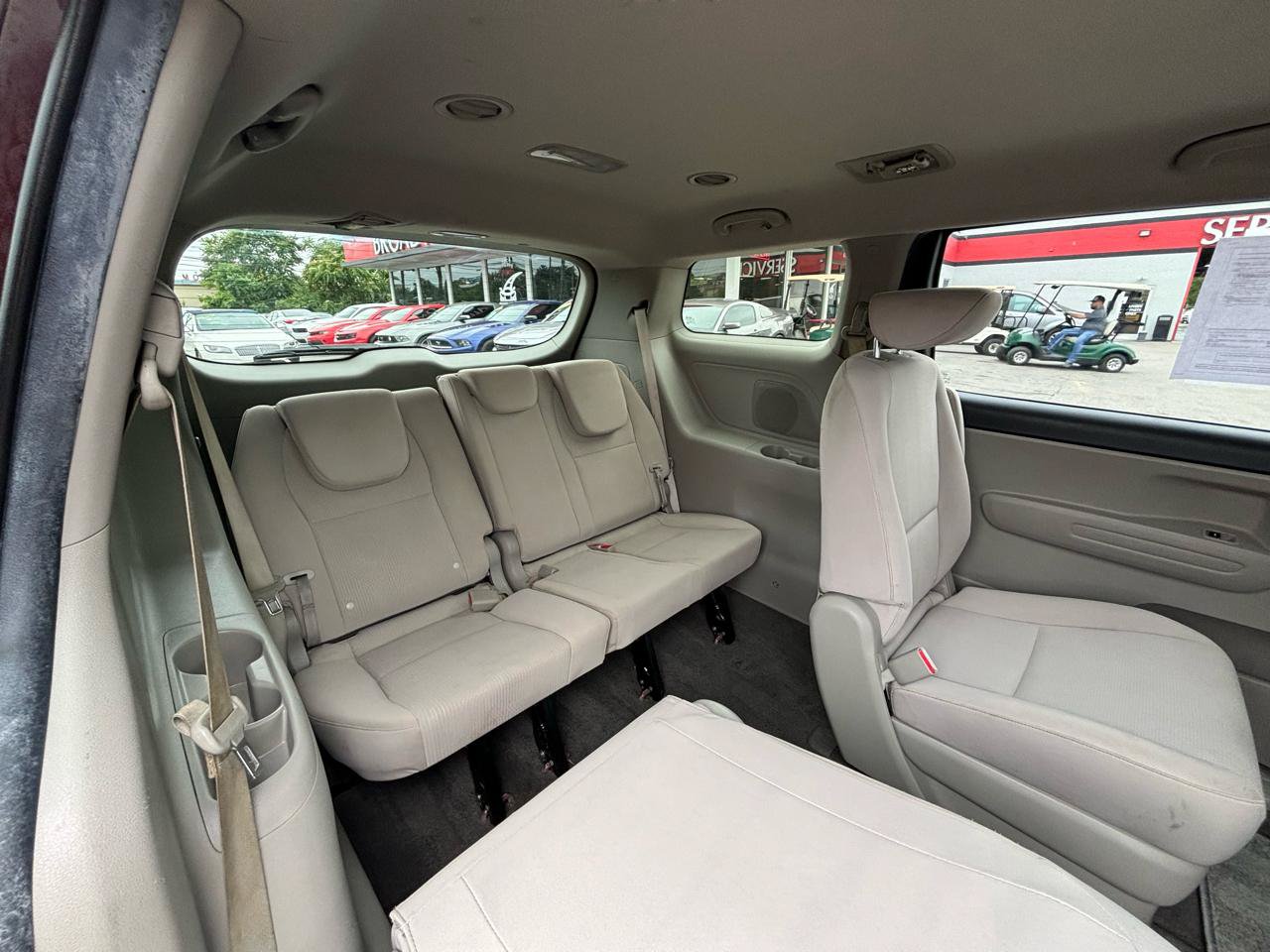 Used 2020 Kia Sedona LX FWD image 11