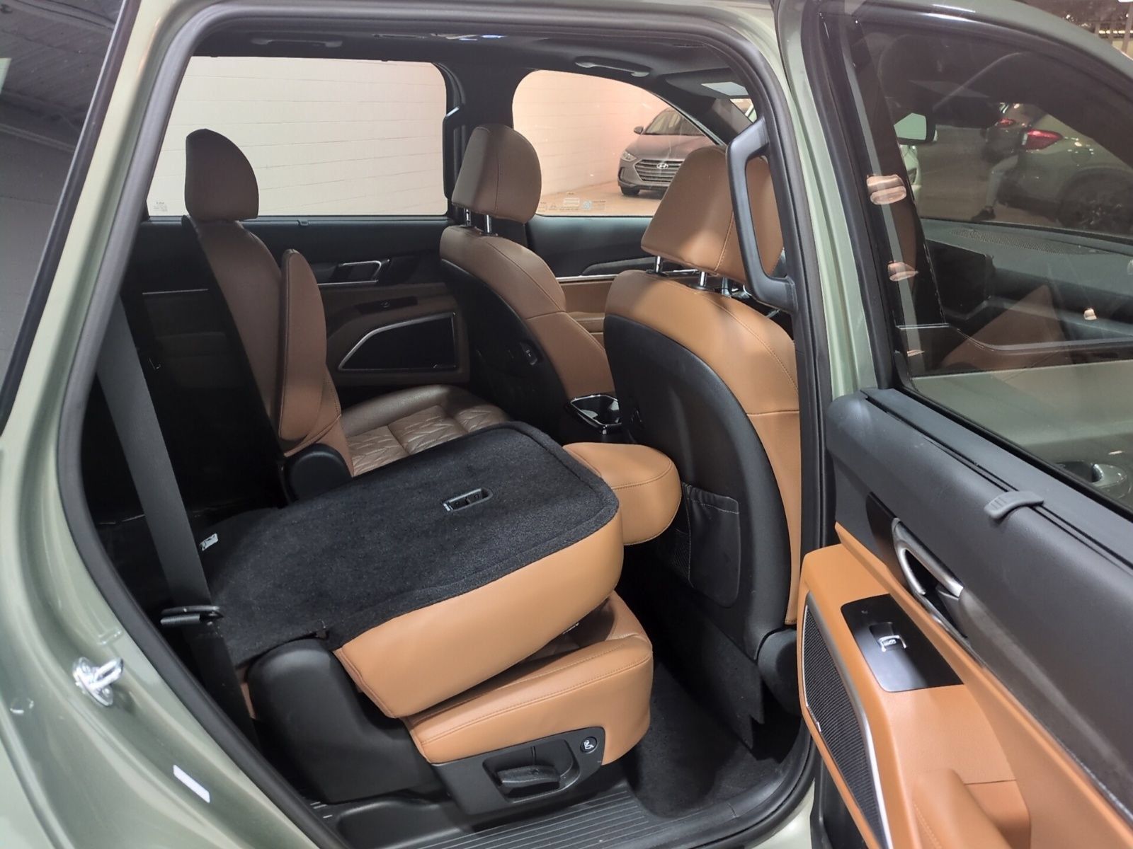Certified 2024 Kia Telluride EX X-Line AWD/4WD image 11