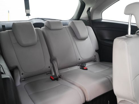 Used 2018 Honda Odyssey EX-L image 15