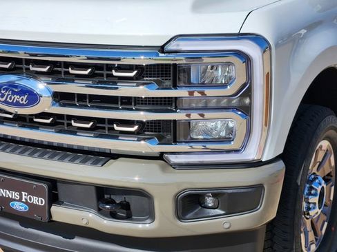 New 2026 Ford F250 King Ranch w/ FX4 Off-Road Package image 8