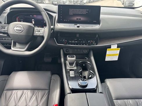 New 2026 Nissan Rogue Platinum w/ Platinum Premium Package AWD/4WD image 20