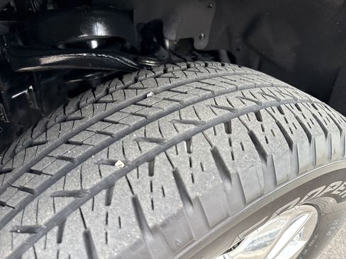 Used 2016 Ford F150 XLT w/ Equipment Group 302A Luxury image 28