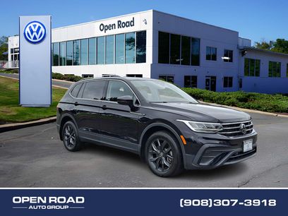 Certified 2024 Volkswagen Tiguan SE