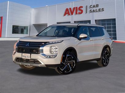 Used 2024 Mitsubishi Outlander SE