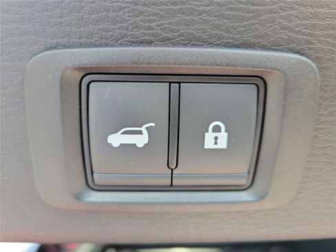 Used 2024 Mitsubishi Outlander SEL image 24