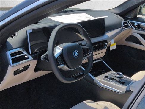 New 2026 BMW i4 eDrive40 RWD image 3