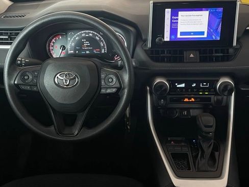 Used 2023 Toyota RAV4 LE FWD image 12