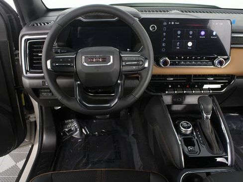 New 2026 GMC Canyon AT4 image 10