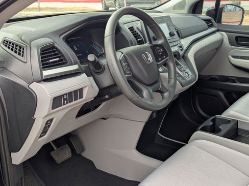 Used 2021 Honda Odyssey LX image 13