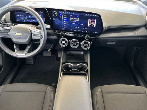 Used 2026 Chevrolet Blazer EV LT FWD image 13