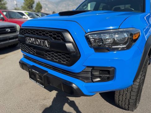 Used 2019 Toyota Tacoma TRD Pro AWD/4WD image 91