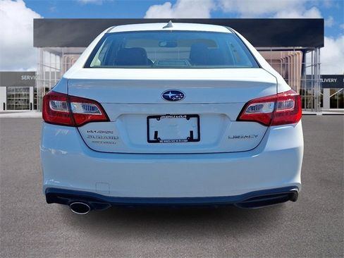 Used 2018 Subaru Legacy 2.5i Premium w/ Moonroof Package image 5