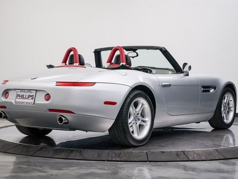 Used 2003 BMW Z8 image 13