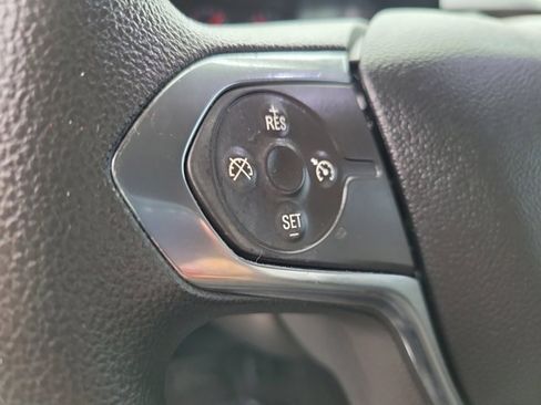 Used 2019 Chevrolet Traverse LS image 25