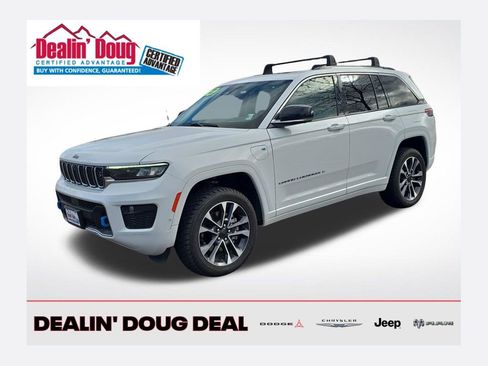Used 2022 Jeep Grand Cherokee Overland w/ Advanced Protech Group III AWD/4WD image 1