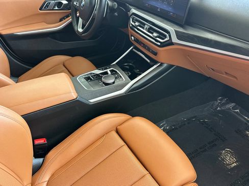 Used 2023 BMW 330i Sedan w/ Driving Assistance Package RWD image 15