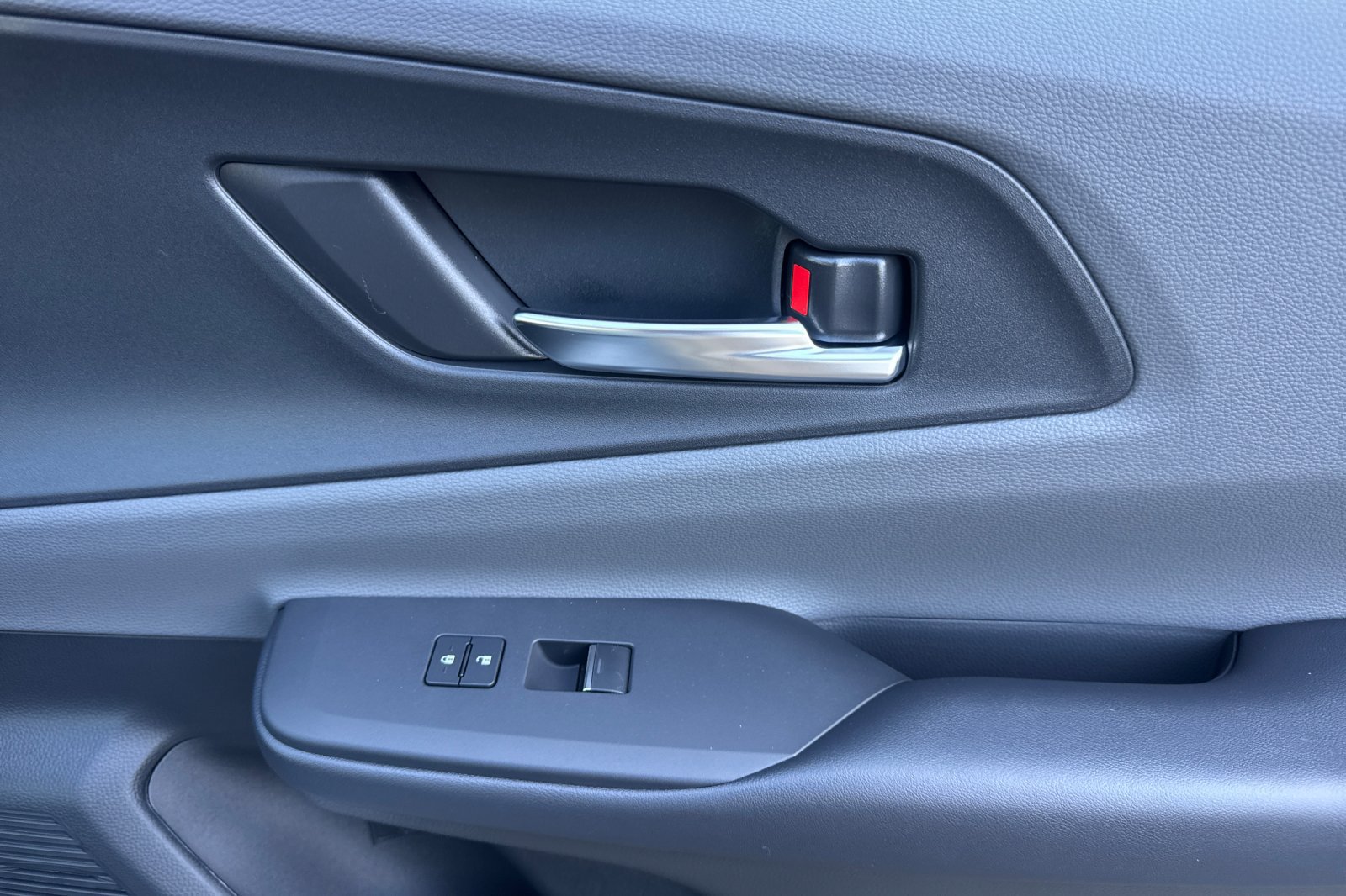 New 2027 Toyota Prius Limited AWD/4WD image 18