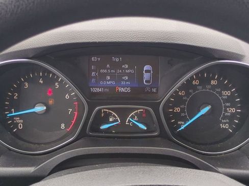 Used 2017 Ford Escape SE FWD image 25