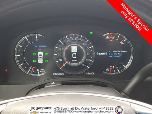 Used 2020 Cadillac Escalade Luxury AWD/4WD image 12