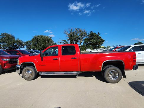 Used 2011 Chevrolet Silverado 3500 W/T image 9
