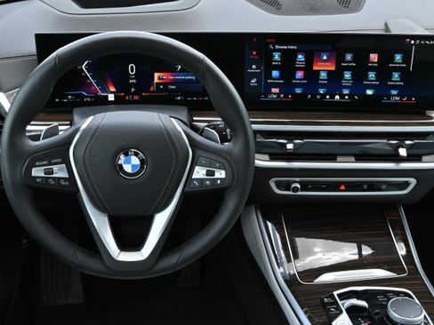 Certified 2026 BMW X5 xDrive40i AWD/4WD image 16