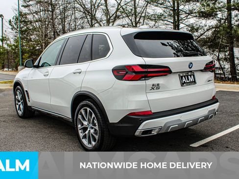 Used 2026 BMW X5 xDrive50e w/ Executive Package image 4