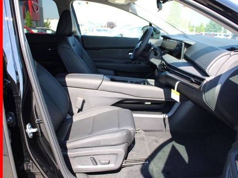 New 2025 Nissan Murano SV w/ Cargo Package image 14