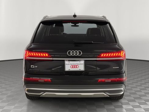 Used 2022 Audi Q7 3.0T Premium Plus w/ Premium Plus Package AWD/4WD image 10
