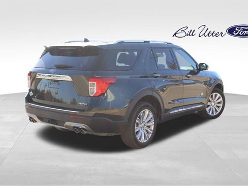 Used 2023 Ford Explorer King Ranch w/ Technology Package image 5