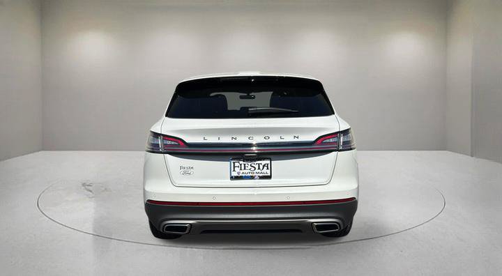 Used 2023 Lincoln Nautilus Reserve FWD image 3