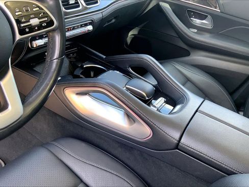 Used 2020 Mercedes-Benz GLS 450 4MATIC image 16