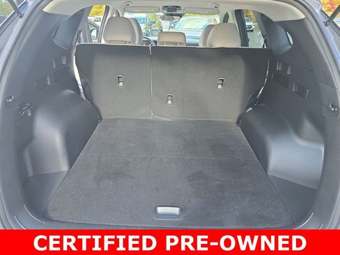 Used 2025 Hyundai Tucson SE image 12