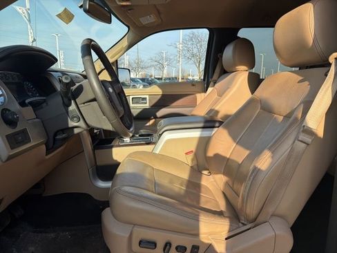 Used 2014 Ford F150 Lariat w/ Lariat Chrome Package image 20